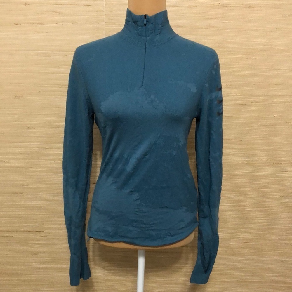 Women's Noise Aqua Textured Pattern Running Long Sleeve Mock Neck 1/4 zip Top
